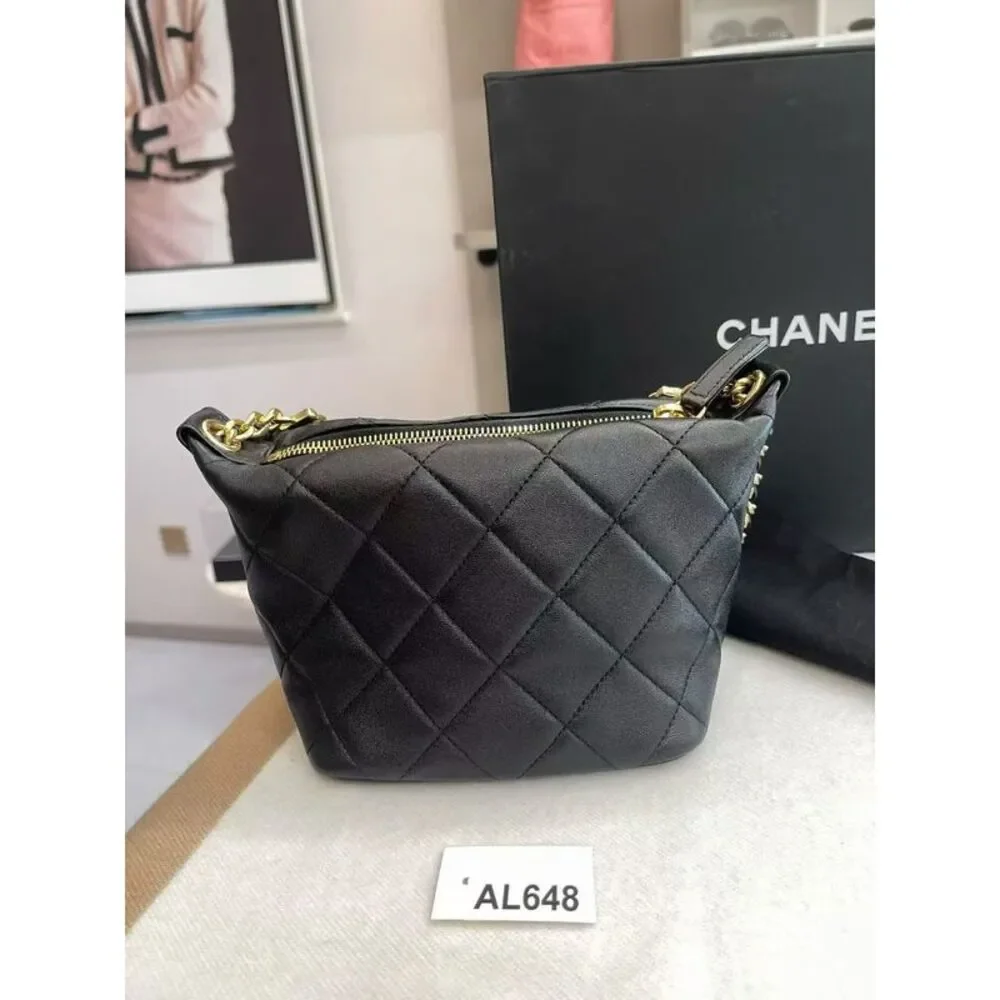 Chanel Women Pre-Loved Bag Very Good Condition